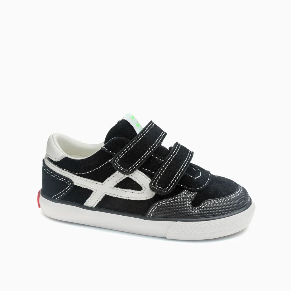 Sapatilhas Barefoot Pablosky City – Preto