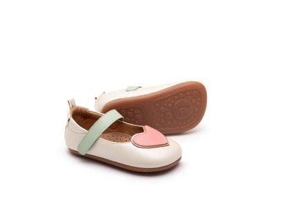 EM BREVE: Sabrinas Barefoot Tip Toey Joey Heart
