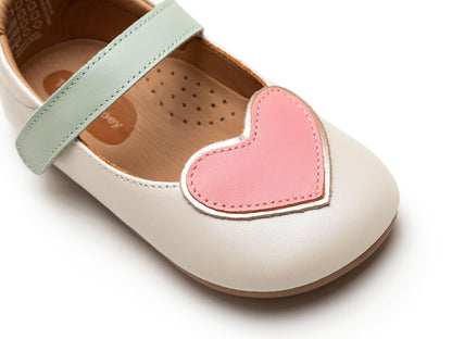 EM BREVE: Sabrinas Barefoot Tip Toey Joey Heart