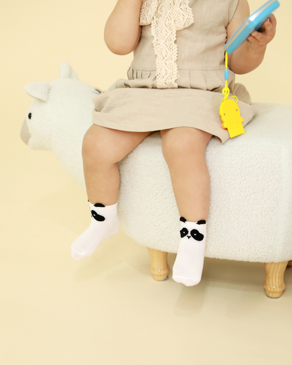 Meias Antiderrapantes Attipas Panda (Branco) – 1 Par