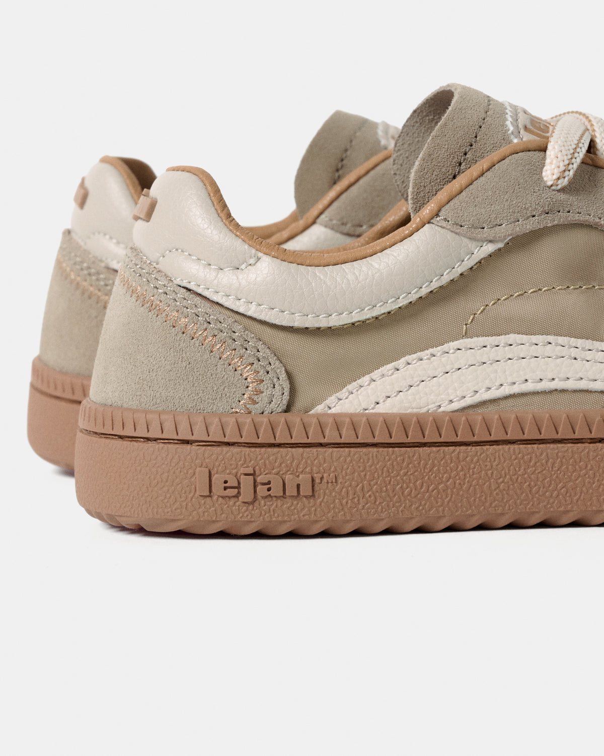 Sapatilhas Barefoot Lejan One - Dark Beige