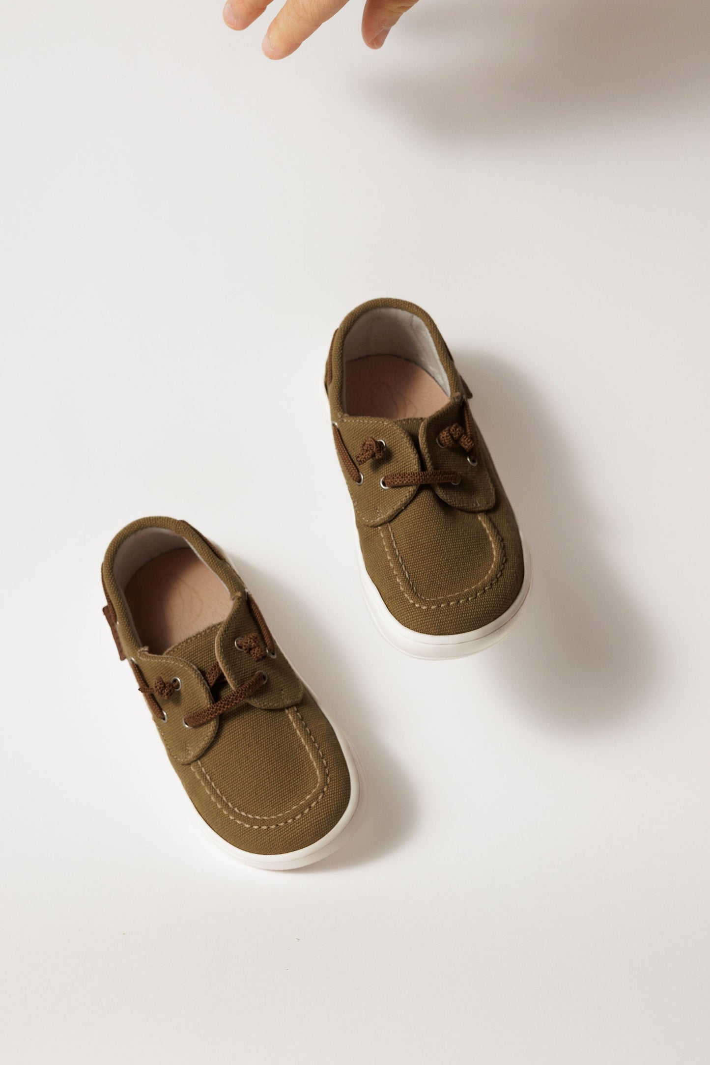 Náuticos Magu Rooties - Kaki